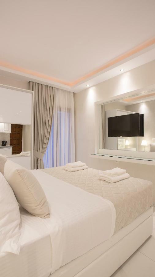 Amaryllis Luxury Rooms Платамонас Екстер'єр фото