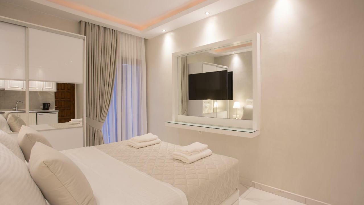 Amaryllis Luxury Rooms Платамонас Екстер'єр фото